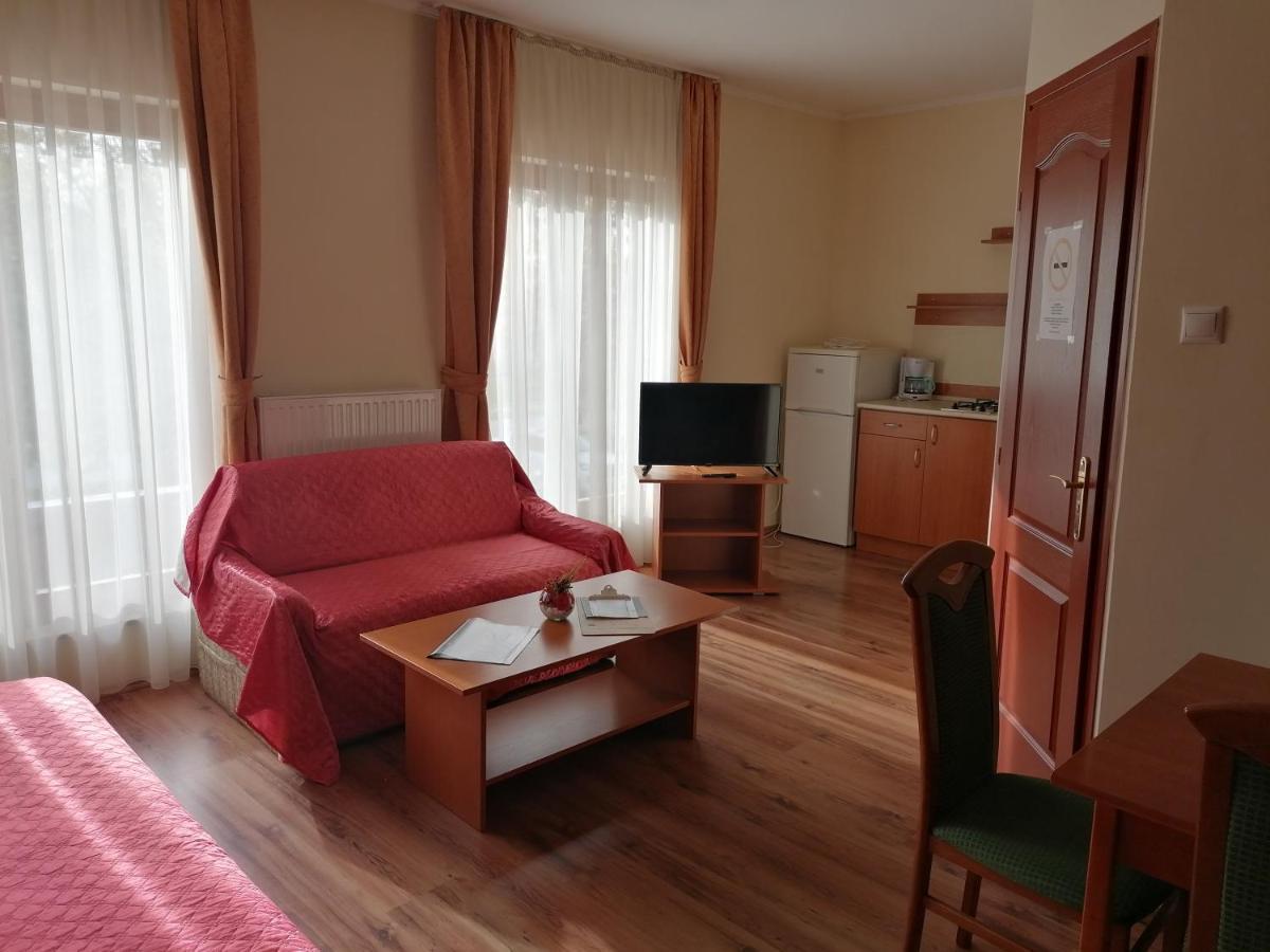 Medgyaszay Panzio Bed & Breakfast Kanije Dış mekan fotoğraf